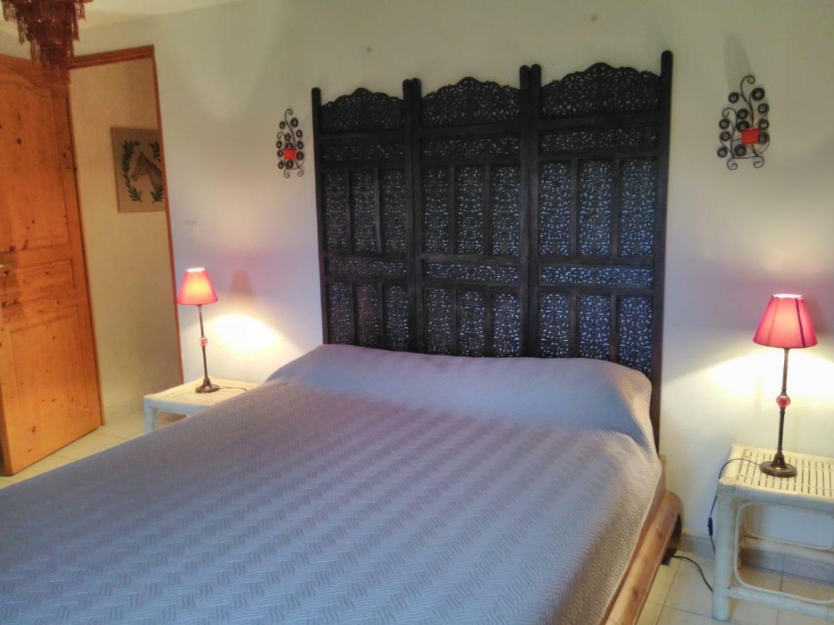 Villa Le Coing La Guiltiere Esterno foto